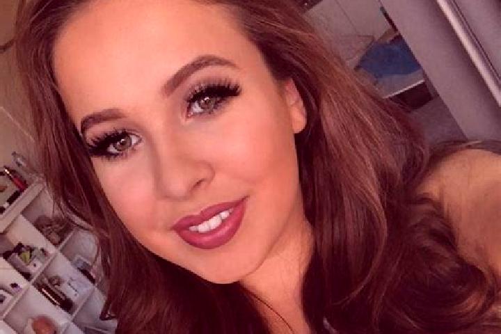 Emma, 35, a red brown-eyed slavic companion based in Shatoja. Offering Roleplay, BDSM, Striptease, OWO, CIM. Available for incall and outcall, day and evenin...