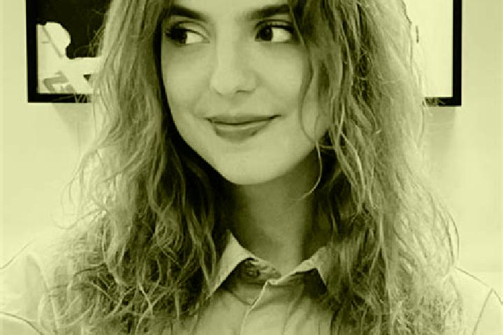 Emma, 35 — Escort in Anais, France