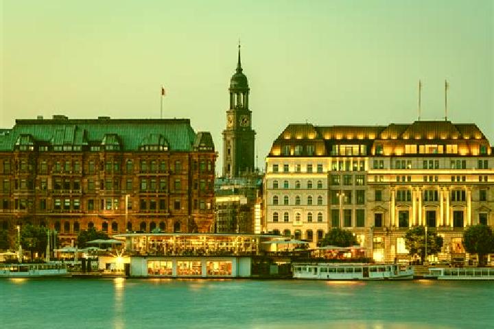 Emma, 35 — Escort in Finneroedja, Sweden