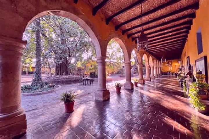 Emma, 35 — Escort in La Hacienda, Mexico