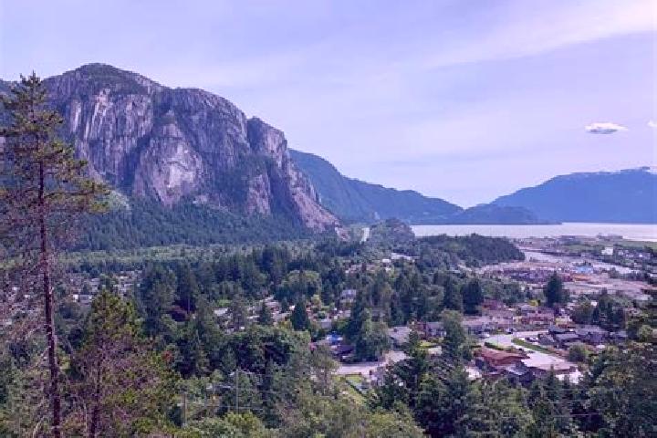 Emma, 36 — Escort in Squamish, Canada