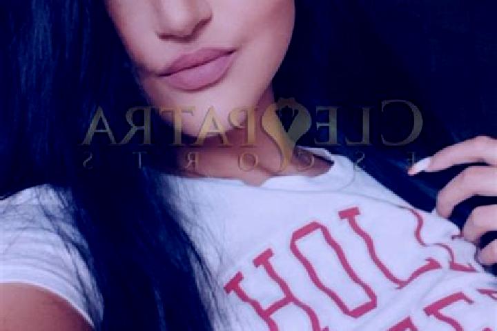 Emma, 37, a blonde dark-eyed mediterranean companion based in Champigny-sur-Veude. Offering Dinner Date, Striptease, Tantra, Fetish. Available for incall and...
