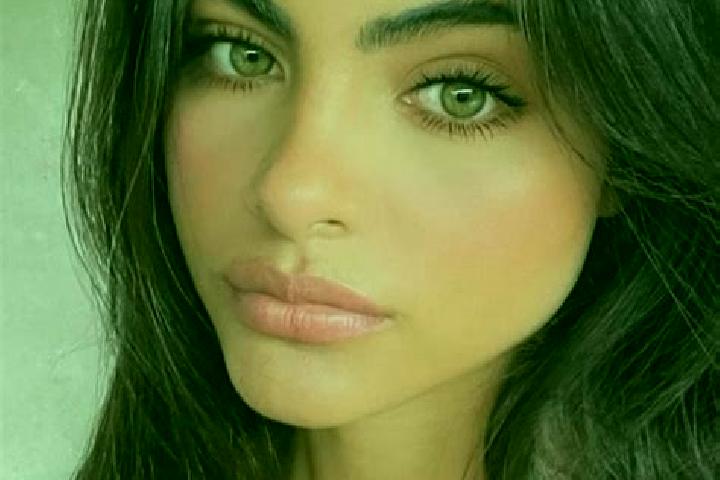 Emma, 37, a brunette dark-eyed middle eastern companion based in Tianzhen. Offering CIM, Travel Companion, Domination, Prostate Massage, A-Level. Available f...