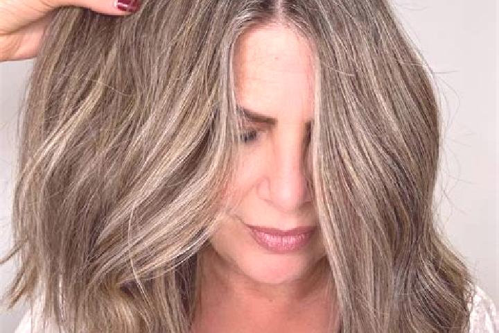 Emma, 37, a dark blonde grey-eyed caribbean companion based in Ambasing. Offering CIM, Dinner Date, GFE, BDSM, Girlfriend Experience. Available for incall an...