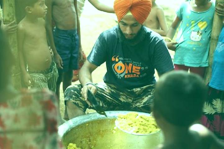 Emma, 37 — Escort in Langar, Afghanistan