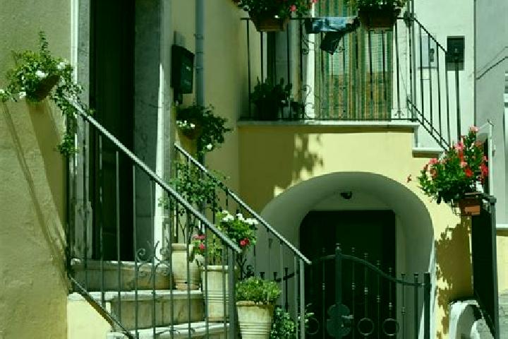 Emma, 37 — Escort in Zungoli, Italy
