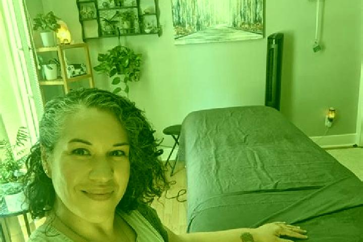 Emma, 38, a black grey-eyed caribbean companion based in Haeaedemeeste. Offering Erotic Massage, Tantra, Roleplay. Available for incall and outcall, overnigh...