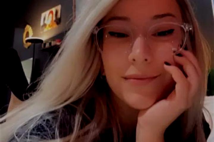 Emma, 38, a blonde dark-eyed mediterranean companion based in Sao Jose do Rio Claro. Offering Overnight, Tantra, Deep French Kissing, BDSM. Available for inc...