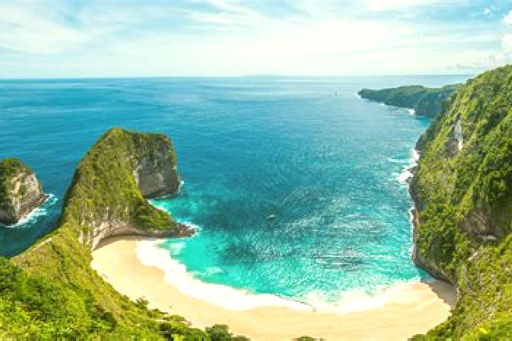 Emma, 38 — Escort in Bileon, Indonesia