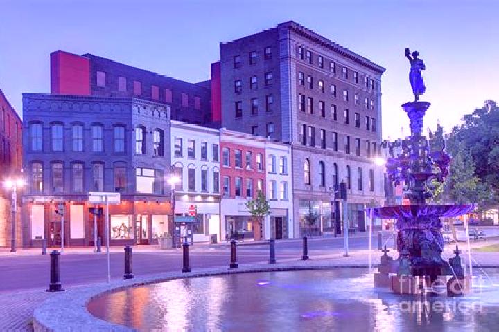 Emma, 38 — Escort in Watertown, United States