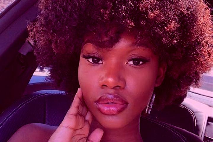 Emma, 39, a black dark-eyed ebony companion based in Klokot. Offering Roleplay, 69. Available for incall and outcall, overnight bookings available.