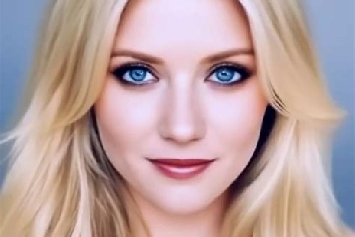 Emma, 39, a blonde grey-eyed indian companion based in Melissi. Offering Tantra, Couples, 69. Available for incall and outcall, day and evening dates.