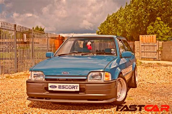 escort Aigialousa