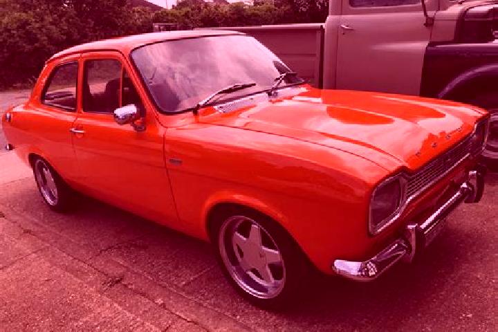 escort Airdrie