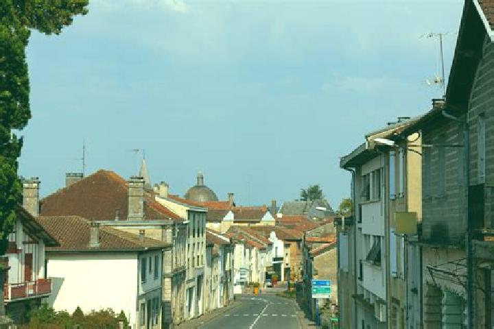 escort Aire-sur-l Adour