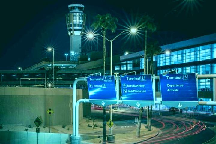 escort Airport Heights