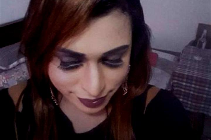 escort Aksha