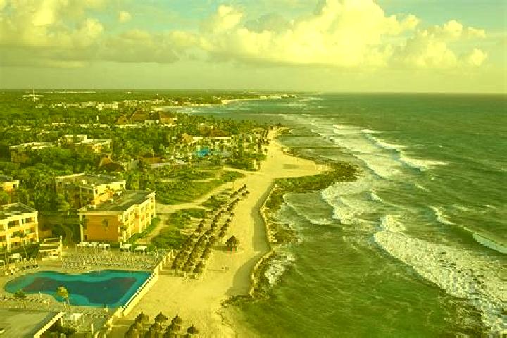 escort Akumal