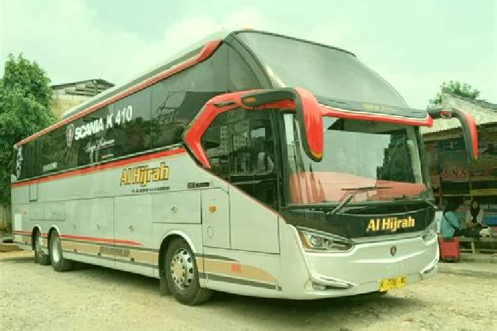escort Al Hijrah