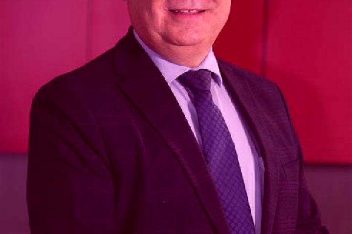 escort Alberto Villarreal