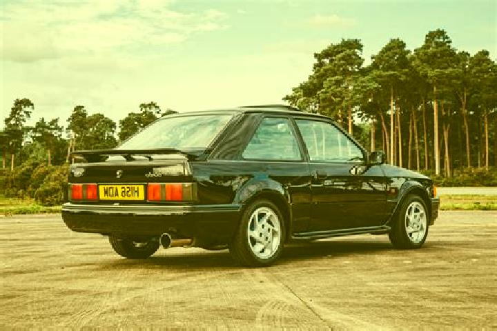 escort Alderbury