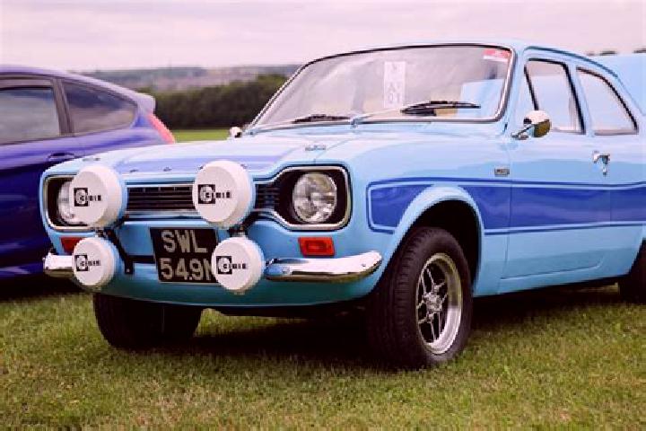 escort Ali Oune