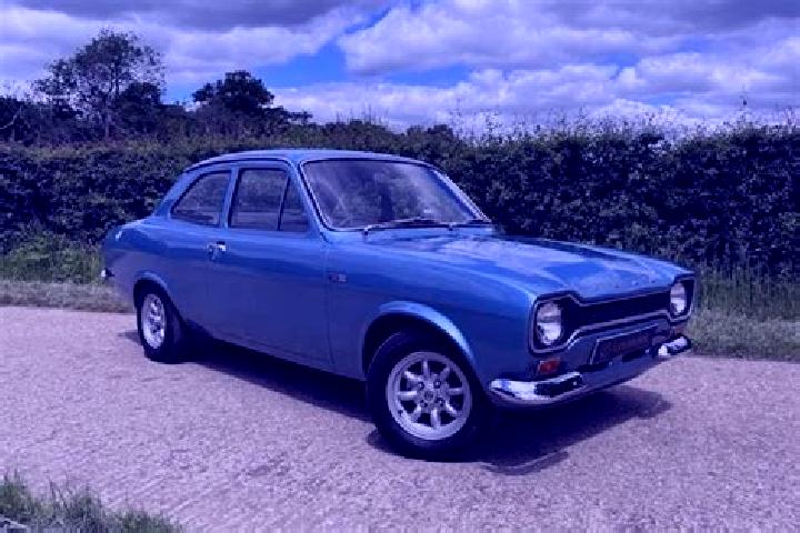 escort Alresford