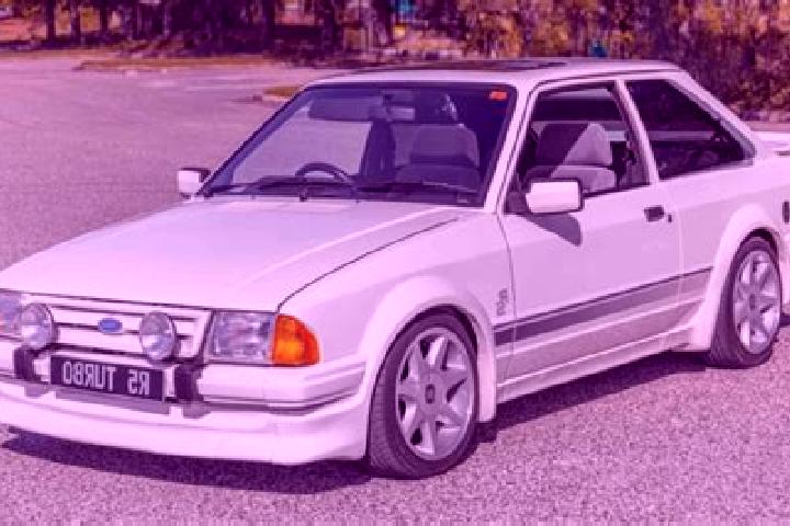 escort Altayskoye