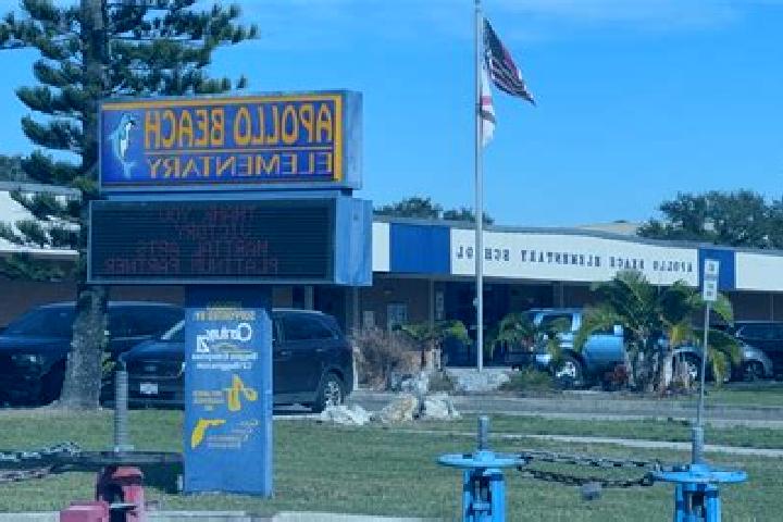 escort Apollo Beach