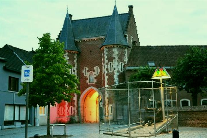 escort Appelterre-Eichem