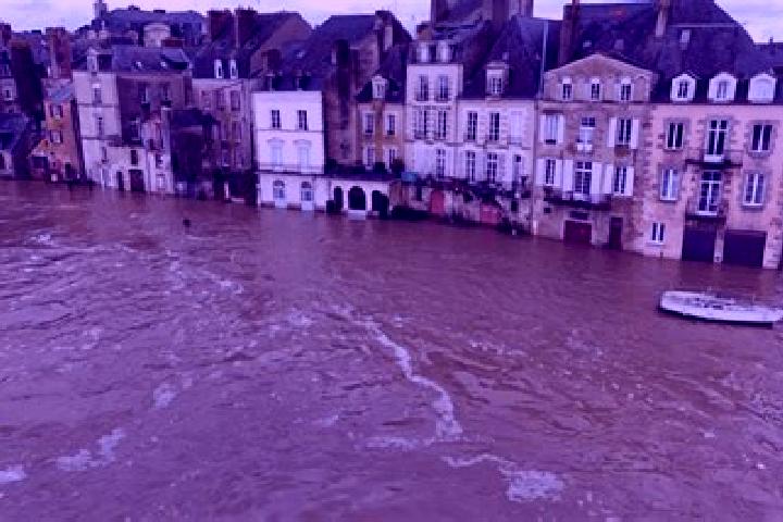 escort Autheuil-Authouillet