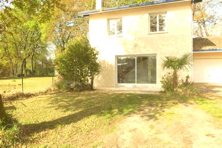 escort Auzat-la-Combelle