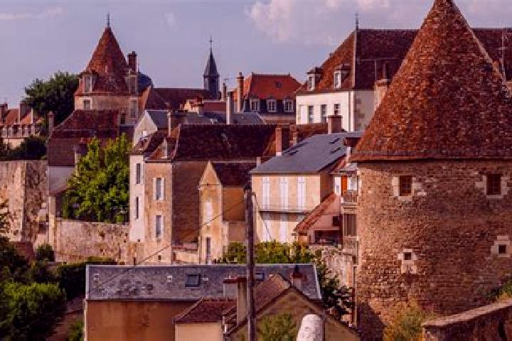 escort Avallon