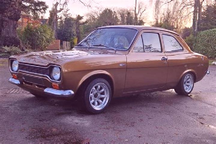 escort Avrille