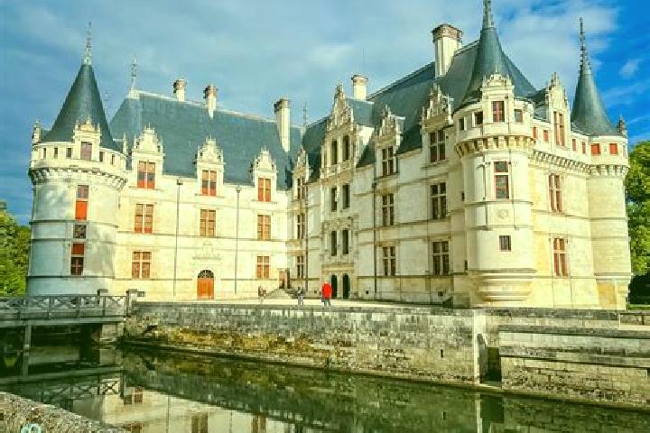 escort Azay-le-Rideau