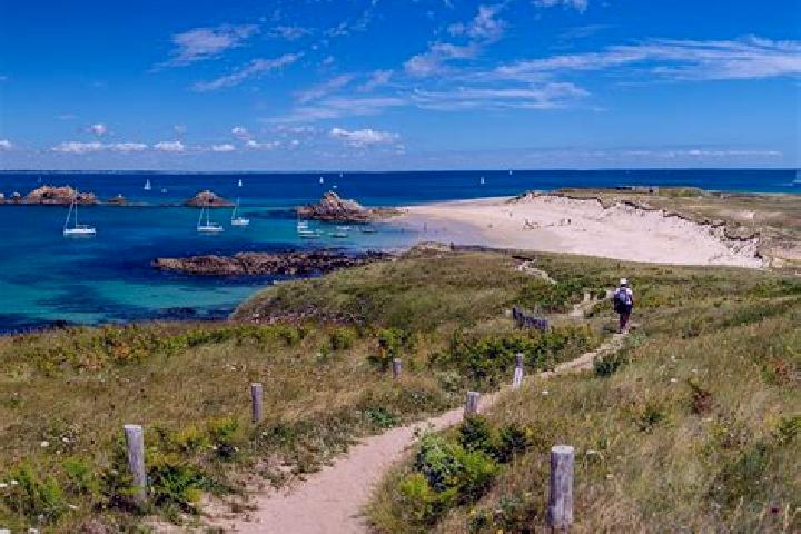 escort Bain-de-Bretagne