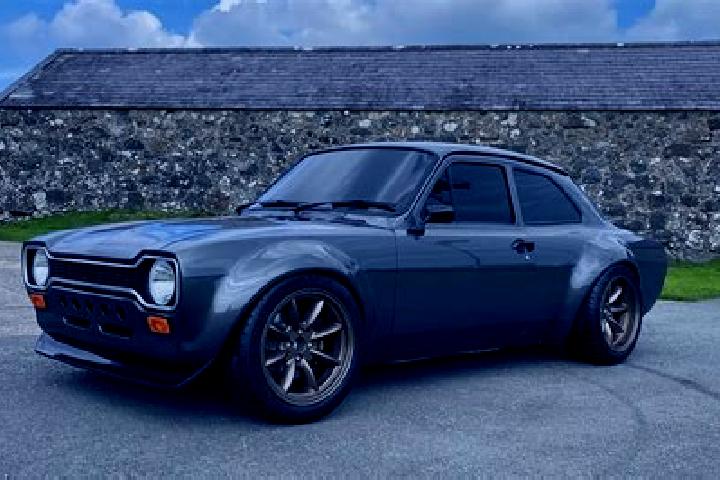 escort Ballinamore