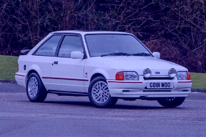 escort Balmedie
