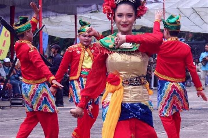 escort Banjar Delodsetra