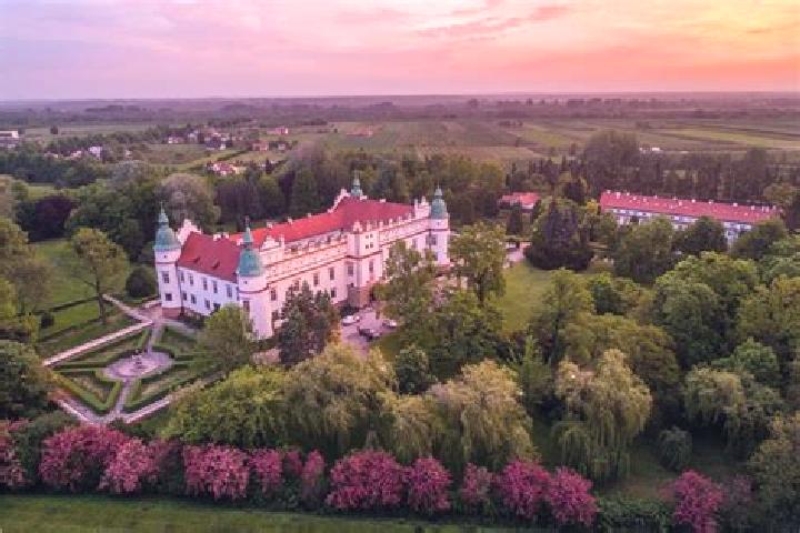 escort Baranow Sandomierski