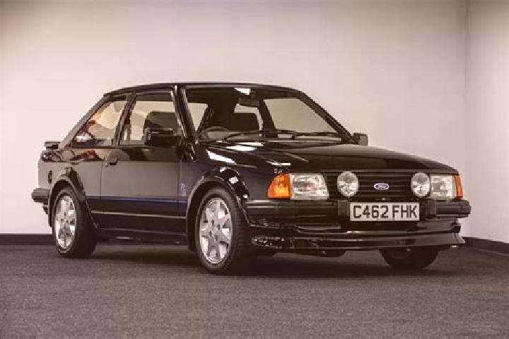 escort Barenton