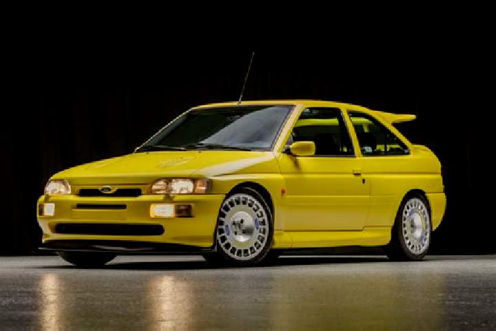 escort Barlig