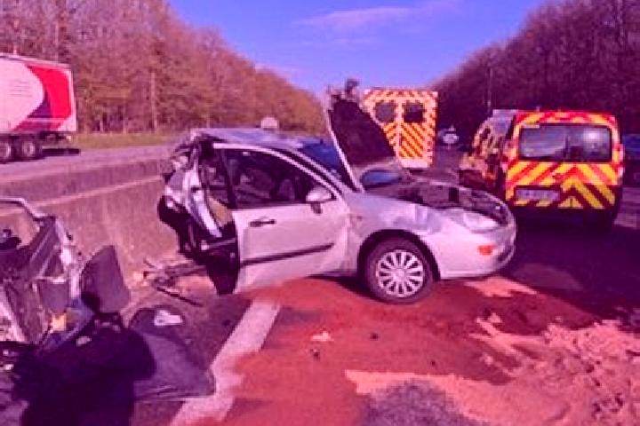 escort Bayenghem-les-Eperlecques