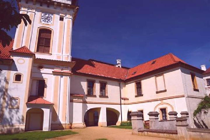 escort Benatky nad Jizerou