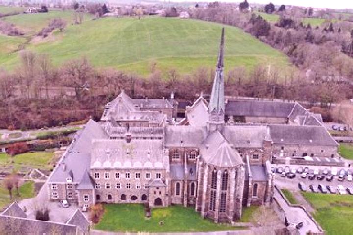 escort Bersillies-l Abbaye