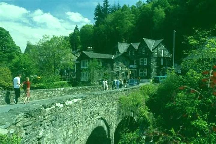 escort Betws-y-Coed