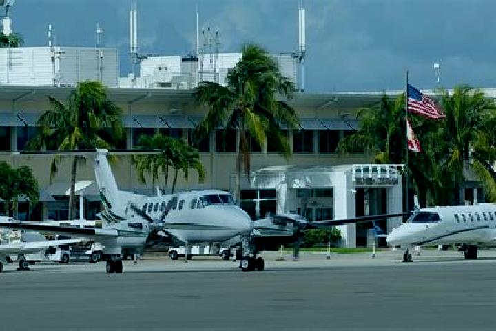 escort Big Flats Airport