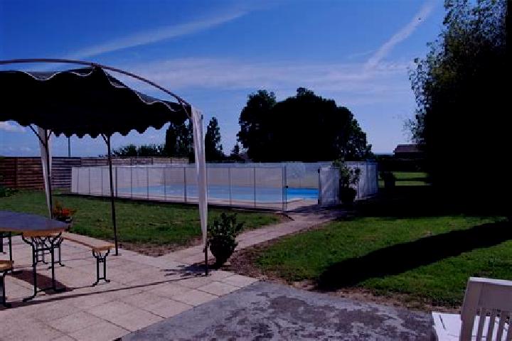 escort Blanquefort-sur-Briolance