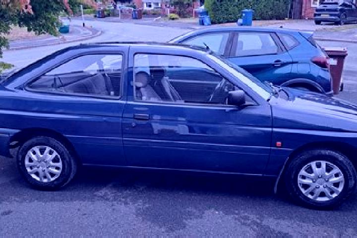 escort Blue Ball