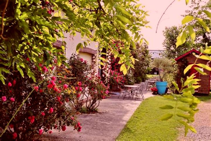 escort Boissy-les-Perche